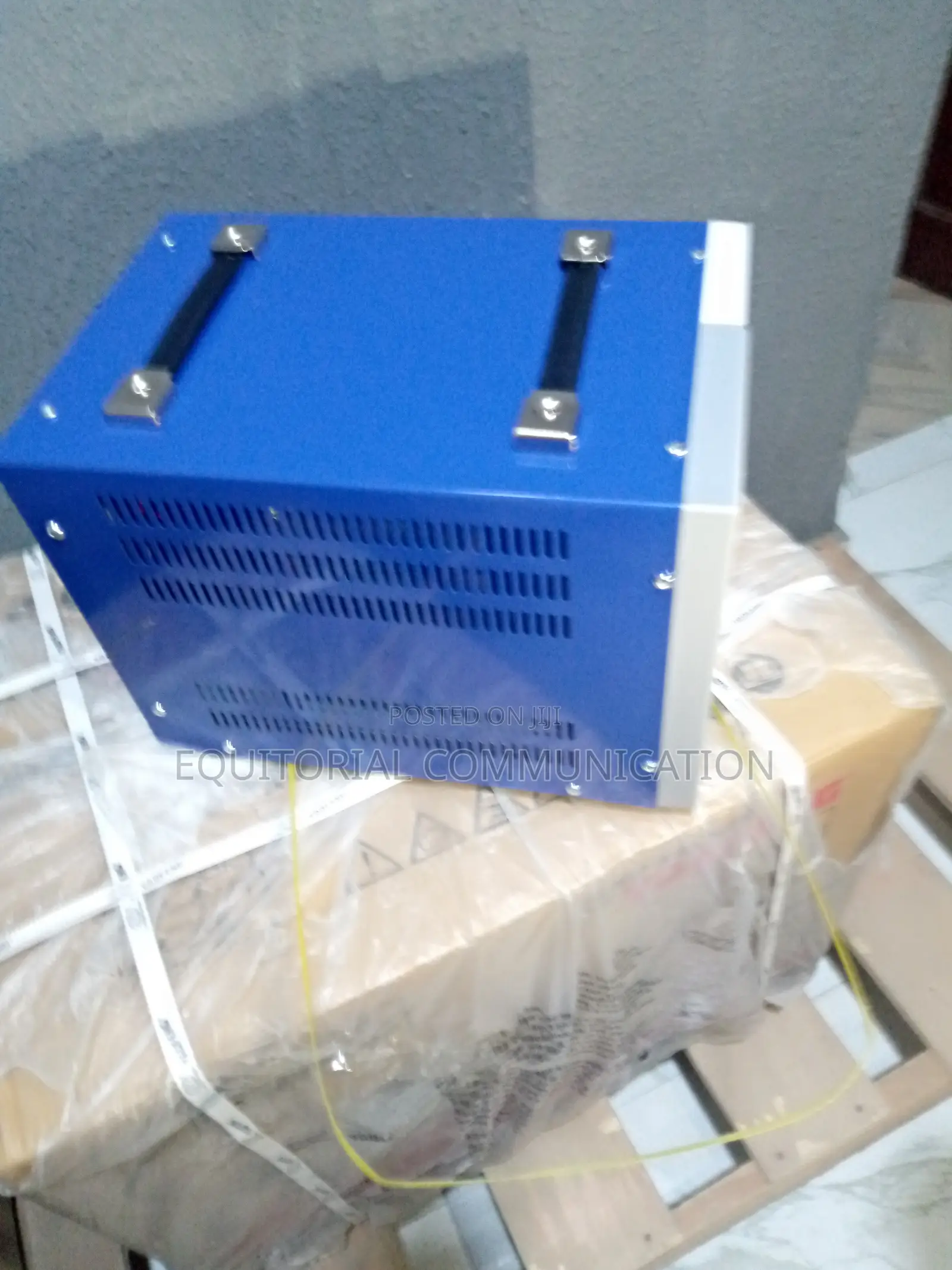 Duravolt 5000watts Voltage Stabilizer. Digital Display.