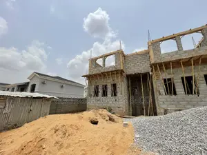 4bdrm Townhouse/Terrace in Mbora for sale