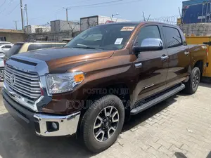 Toyota Tundra 2014 Brown