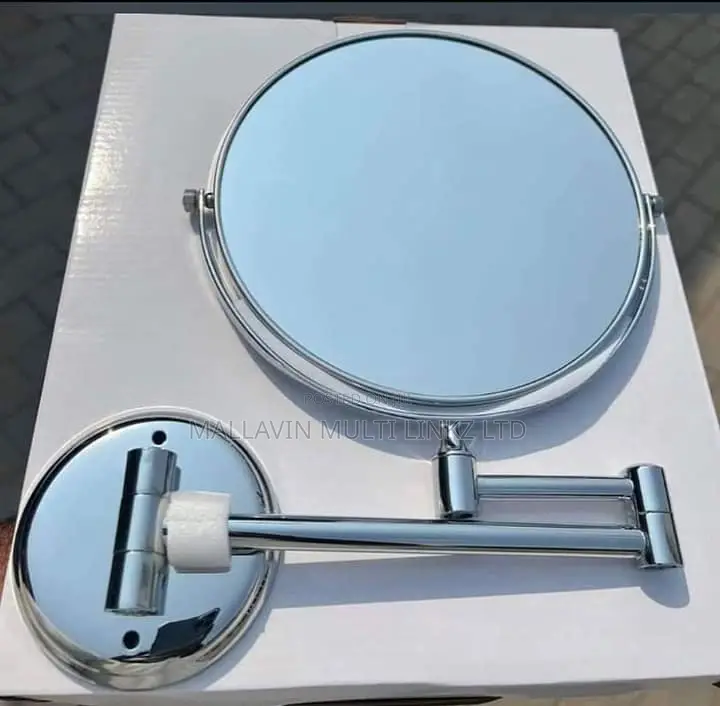 Magnyfying Mirrors