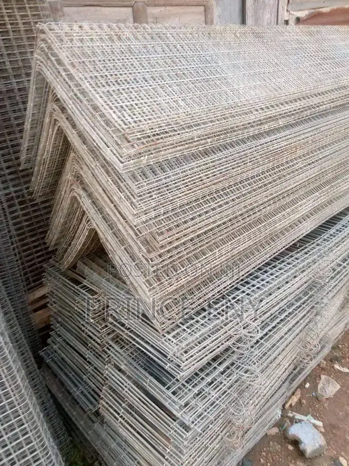 Fairly Used Layers Cage
