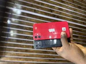 Apple iPhone 11 64 GB Red