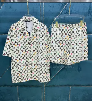 Louis Vuitton Classic Outfits for Man's