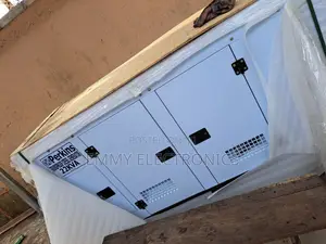 《》Sp22kva Perkins Diesel Soundproof Generator 100% Copper