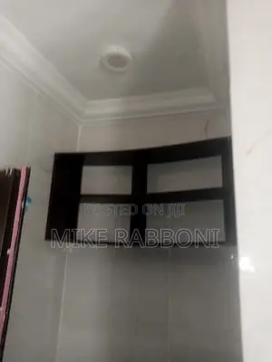 5bdrm Duplex in G. R. A, Enugu for sale