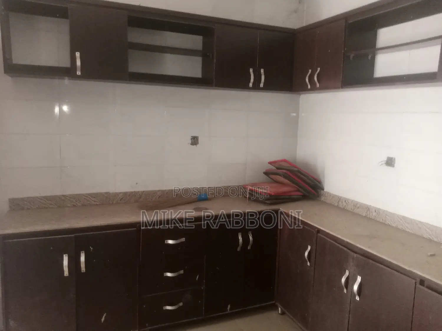 5bdrm Duplex in G. R. A, Enugu for sale