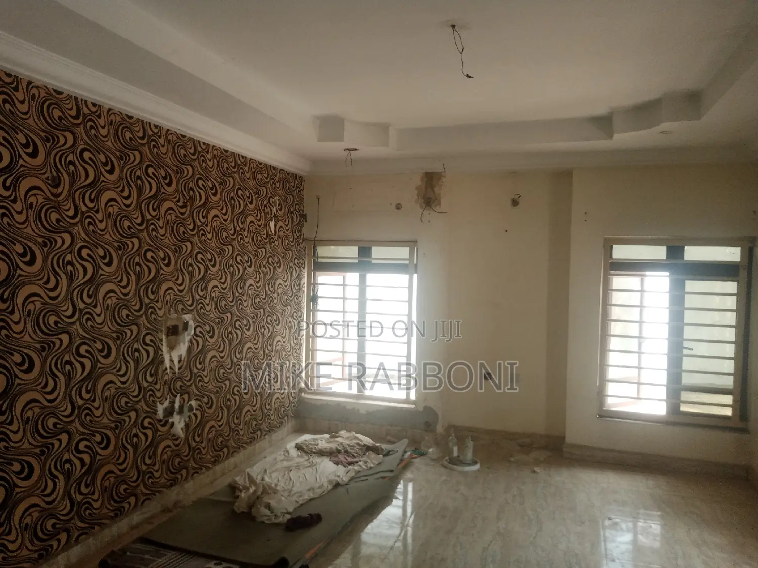 5bdrm Duplex in G. R. A, Enugu for sale