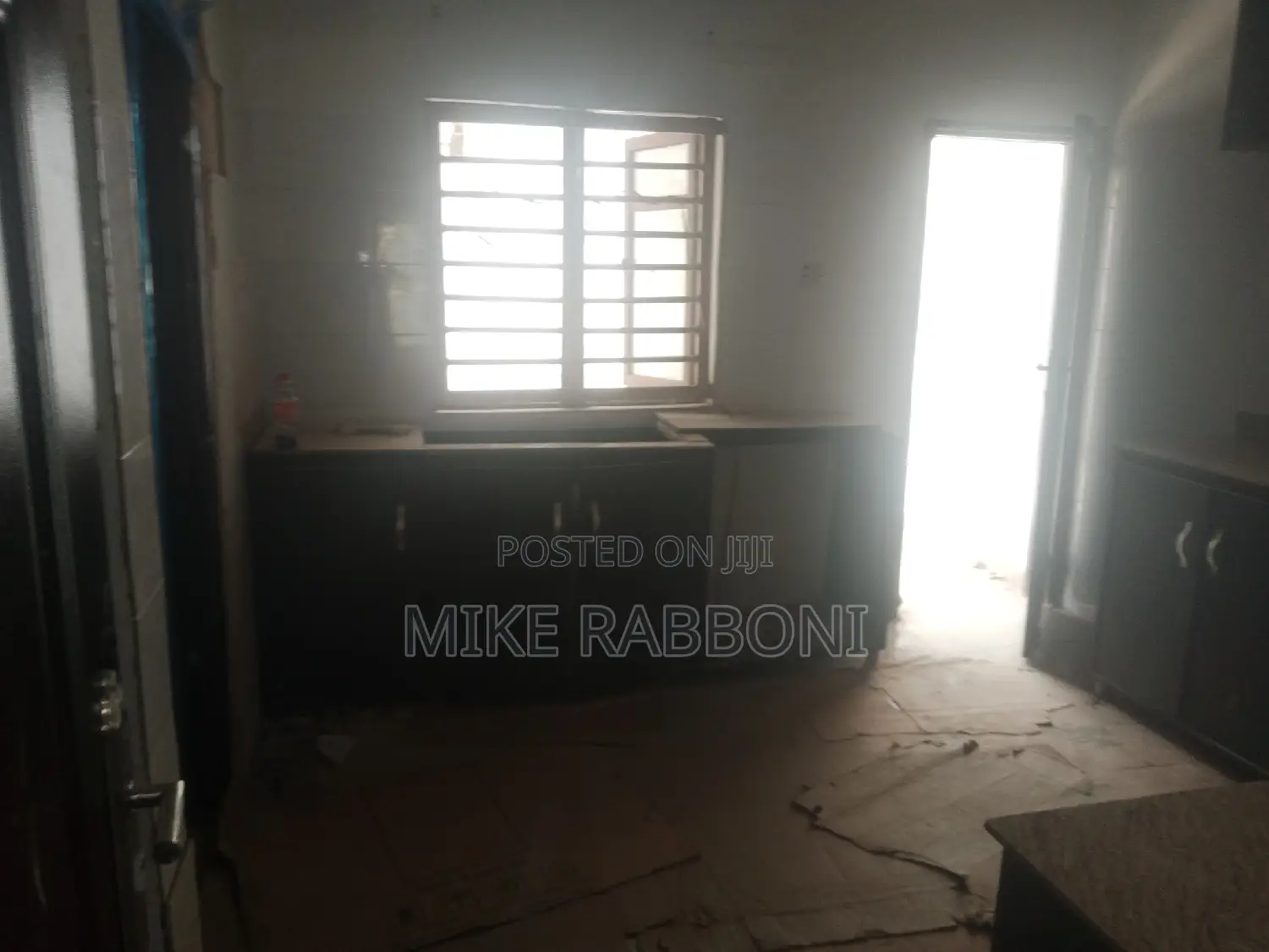 5bdrm Duplex in G. R. A, Enugu for sale