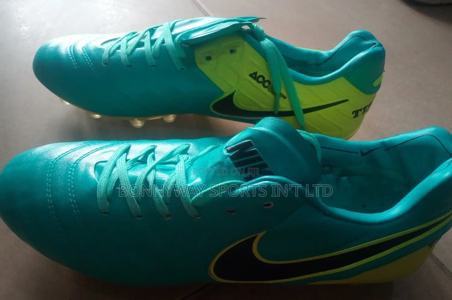 Nike Size 44 Boot