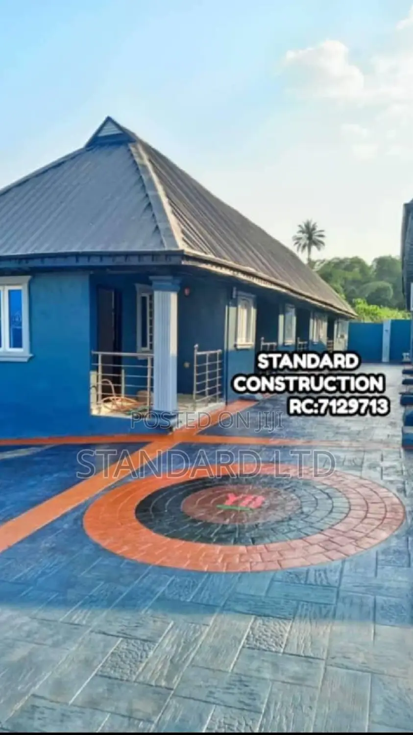 Grey STAMP CONCRETE FLOOR For Compound