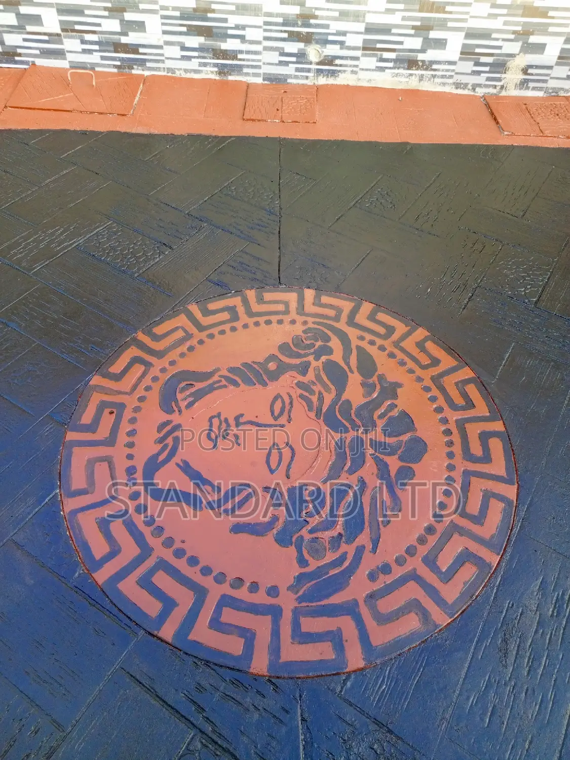 Grey STAMP CONCRETE FLOOR For Compound