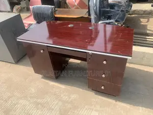 Executive Table 1.4meter