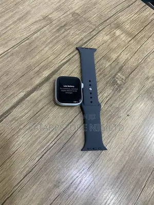 Apple Iwatch Series 8 45mm