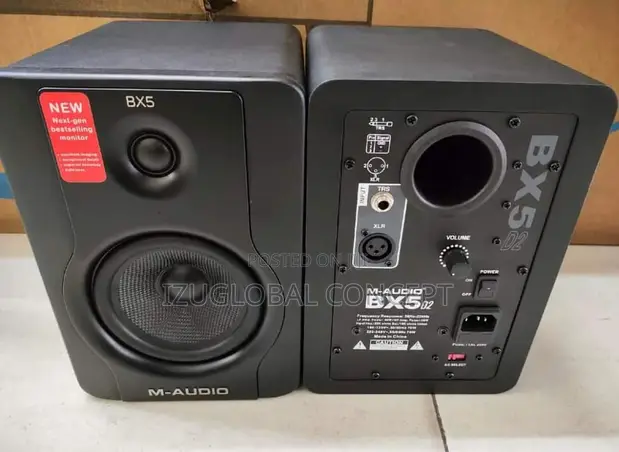 M−AUDIO BX5 D2 モニター（M-Audio BX5 D2 Studio Monitors | 70-Watt）