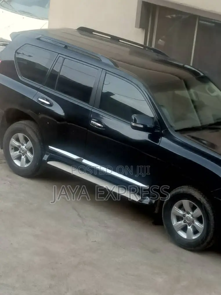 Toyota Prado Full AC for Hire