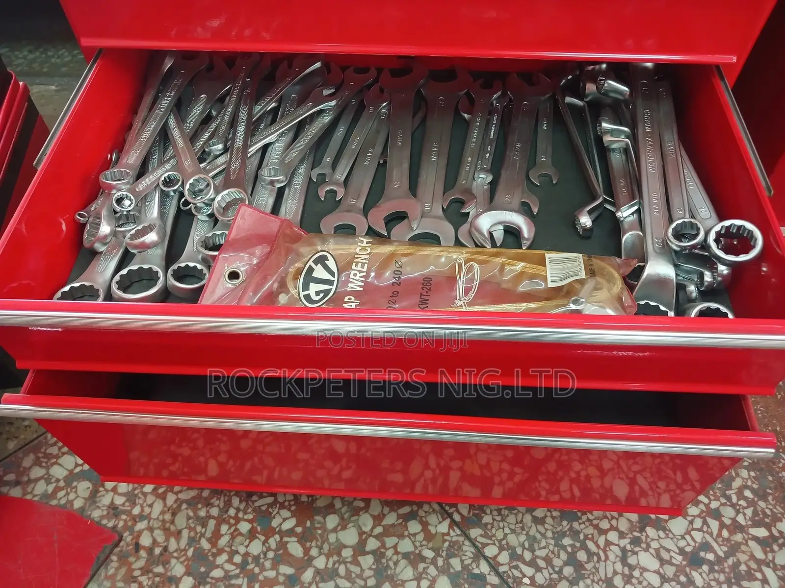 Complete Heavy Duty Mechanical 8-Drawer Tool Cabinet