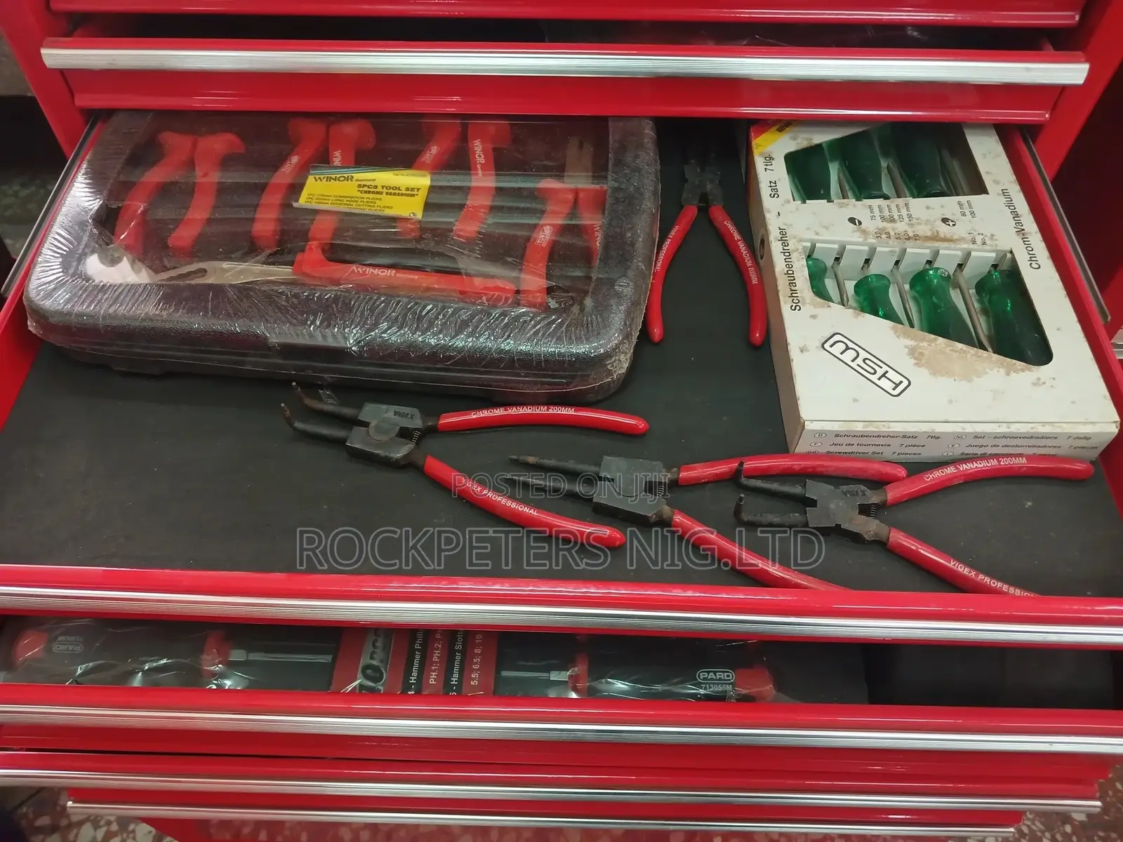 Complete Heavy Duty Mechanical 8-Drawer Tool Cabinet