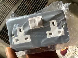13amps Iron Socket