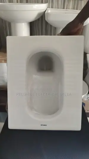 Squatting Pan With Trap