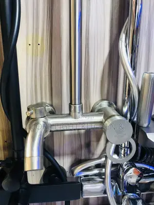 Acqua Flex Shower