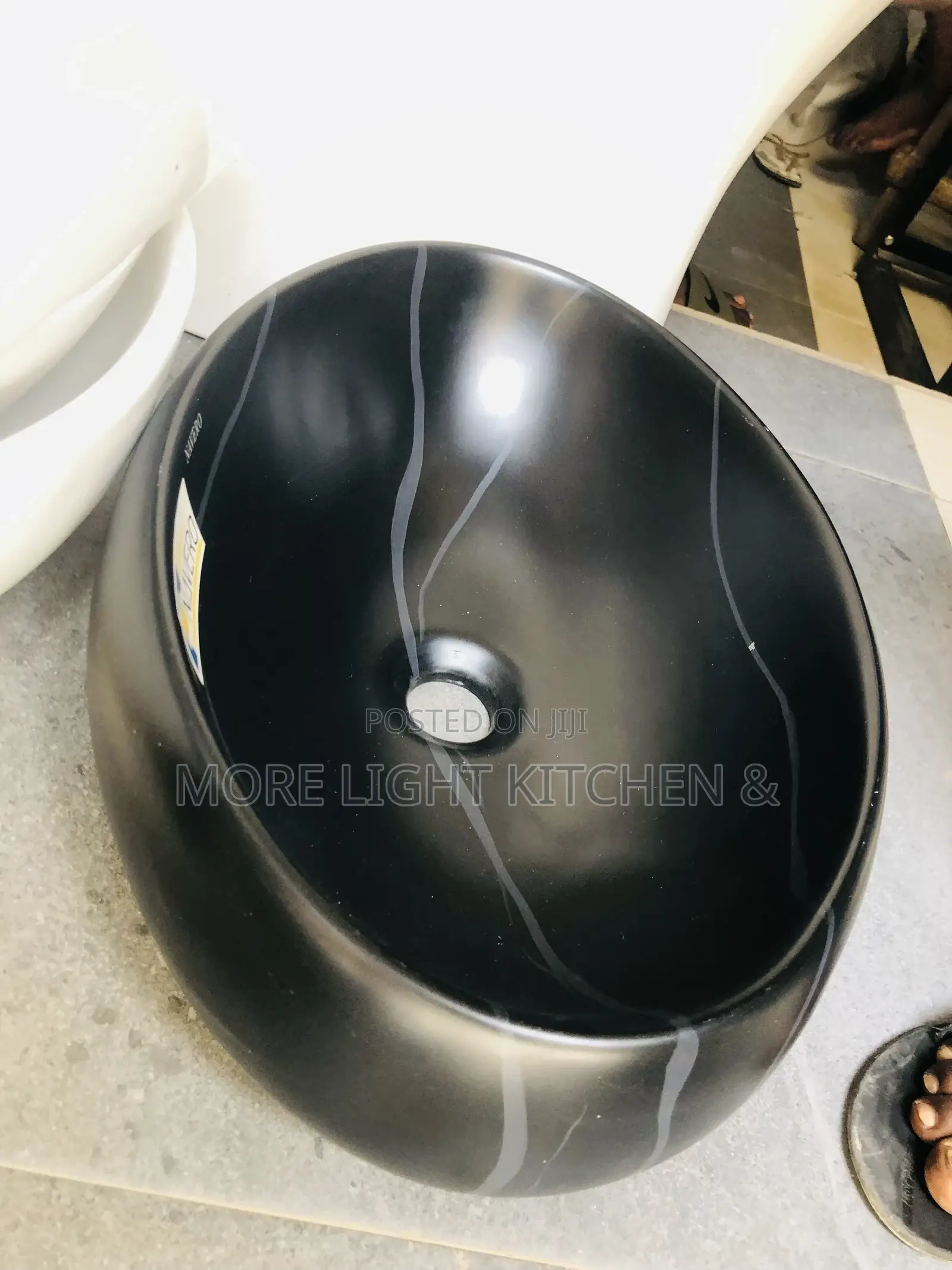 Executive Black and White Basin