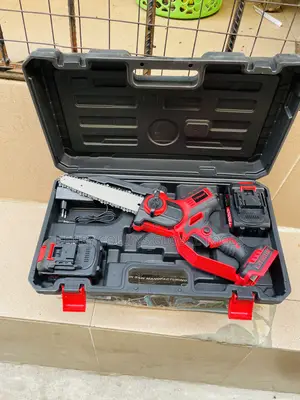 Battery Chain Saw