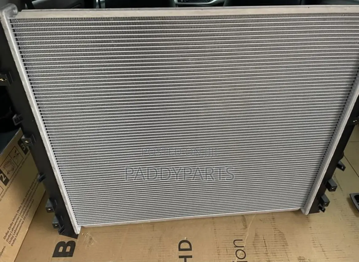 Cadillac CTS Engine Radiator