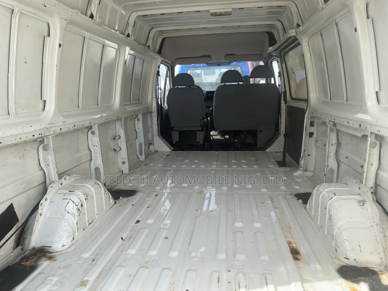 Ford Transit 2004 White
