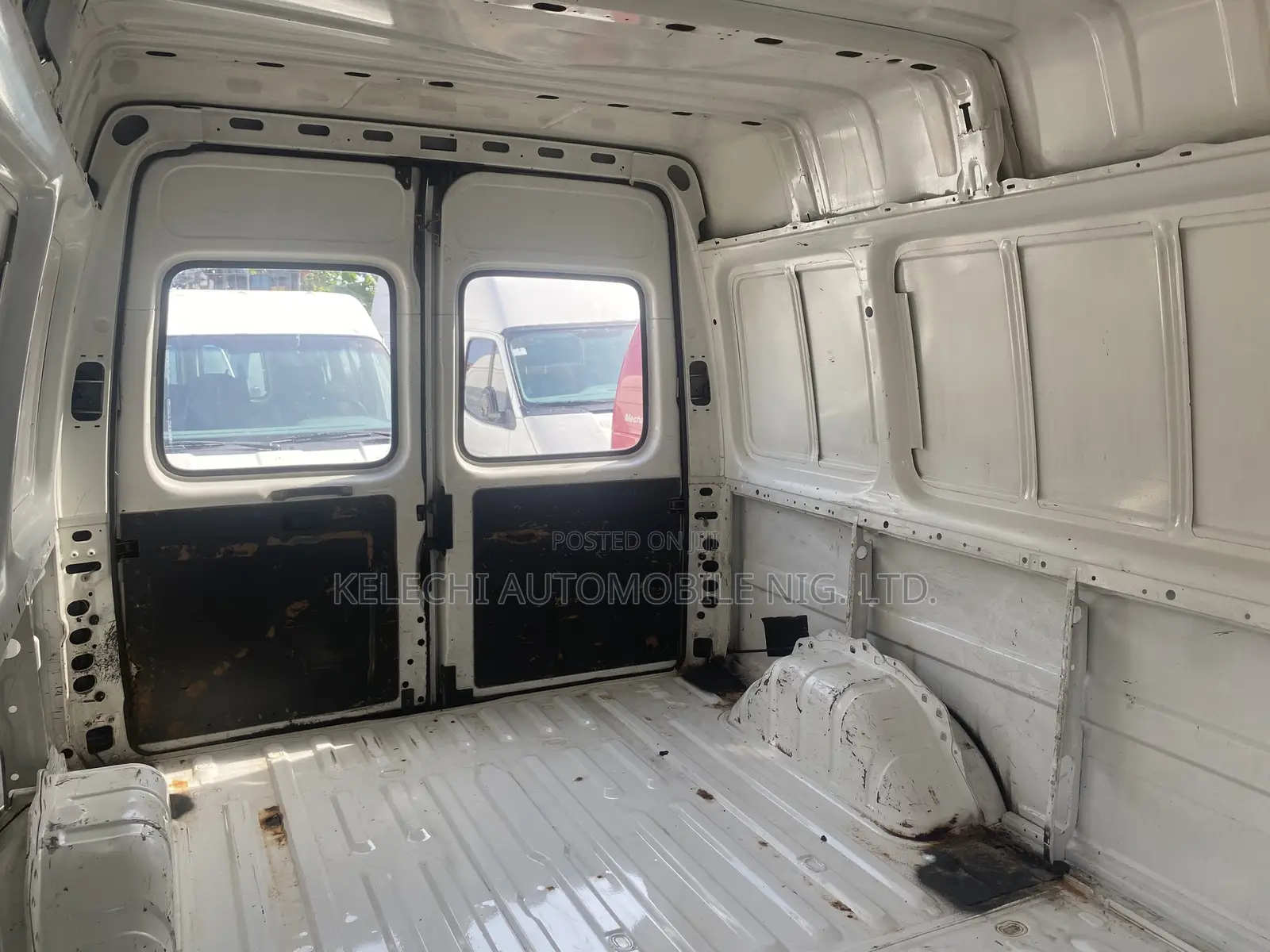 Ford Transit 2004 White