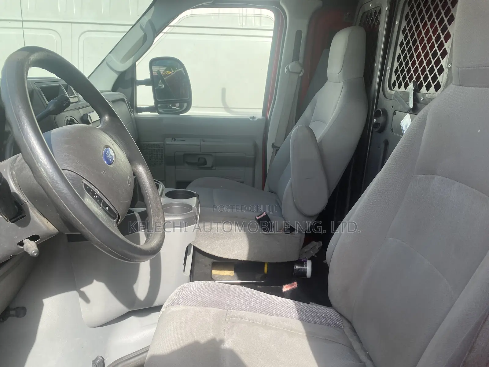 Ford Transit 2013 Red