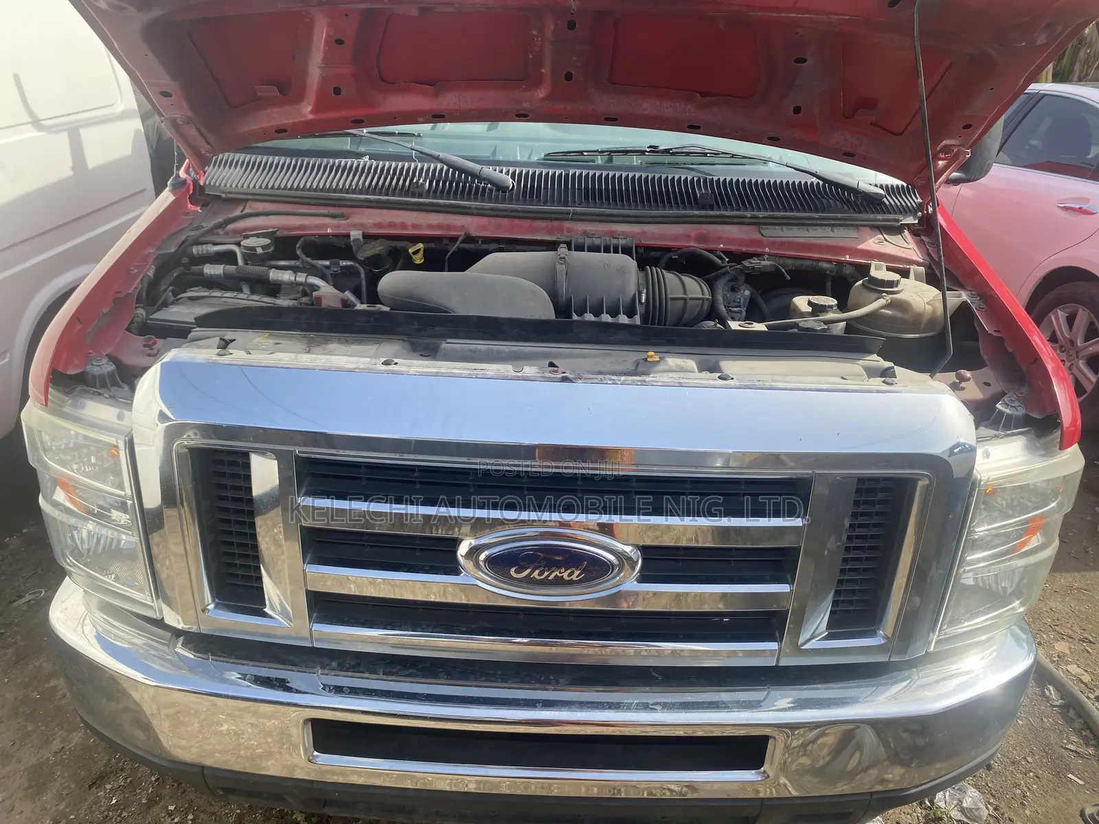Ford Transit 2013 Red