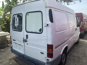 Ford Transit 1999 White