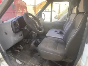Ford Transit 2000 White