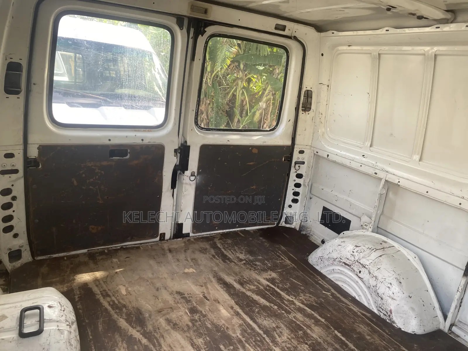 Ford Transit 1999 White