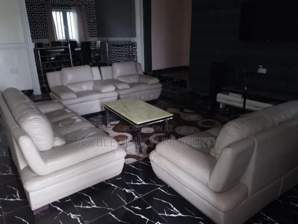 5bdrm Bungalow in Ajangbadi Lagos for sale