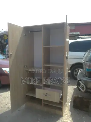 A Quality 3ft Wide by 6ft Tall Wardrobe