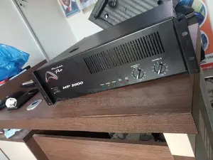 M P2800 Wharfedel Table Amplifier