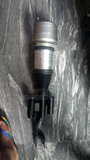 High Quality Certified Ballon Shock Absorber GLC45 COUPE 017