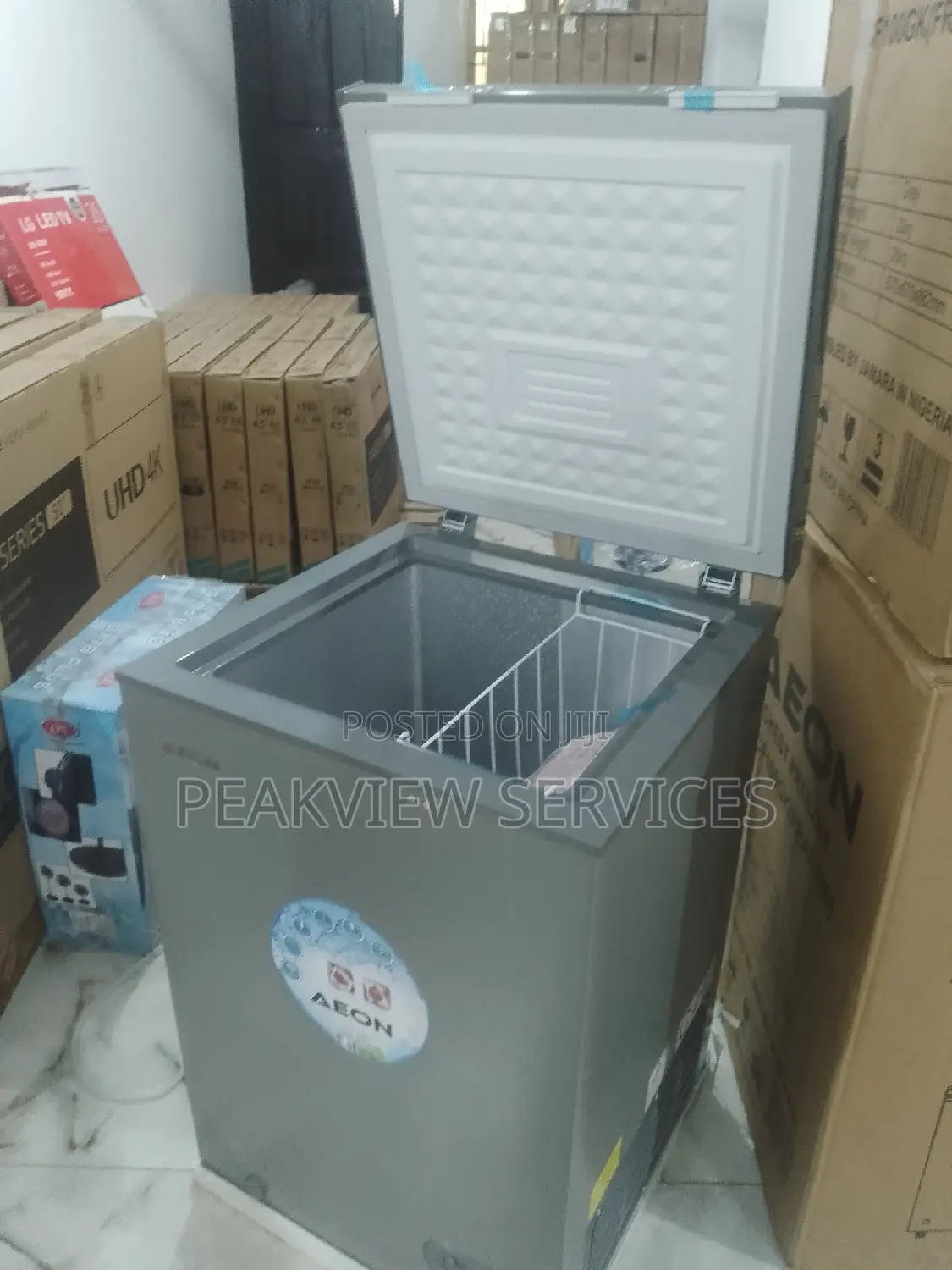 Fast Freezing Aeon " ACF100GK Chest Freezer With Basket