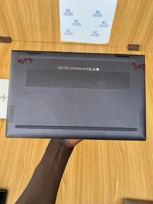 Laptop HP Envy 15 16GB AMD Ryzen 7 SSD 512GB