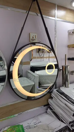 Exclusive Gold Mirror With Single Light