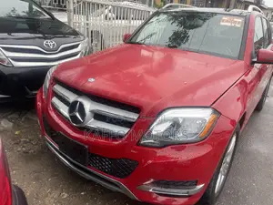 Mercedes-Benz GLK-Class 2015 Red