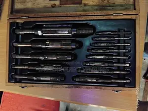 Set of Adjustable Reemer