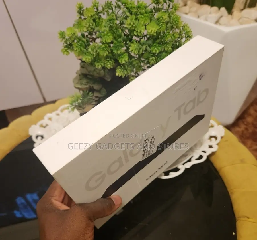 New Samsung Galaxy Tab A8 10.5 (2021) 128 GB Gray