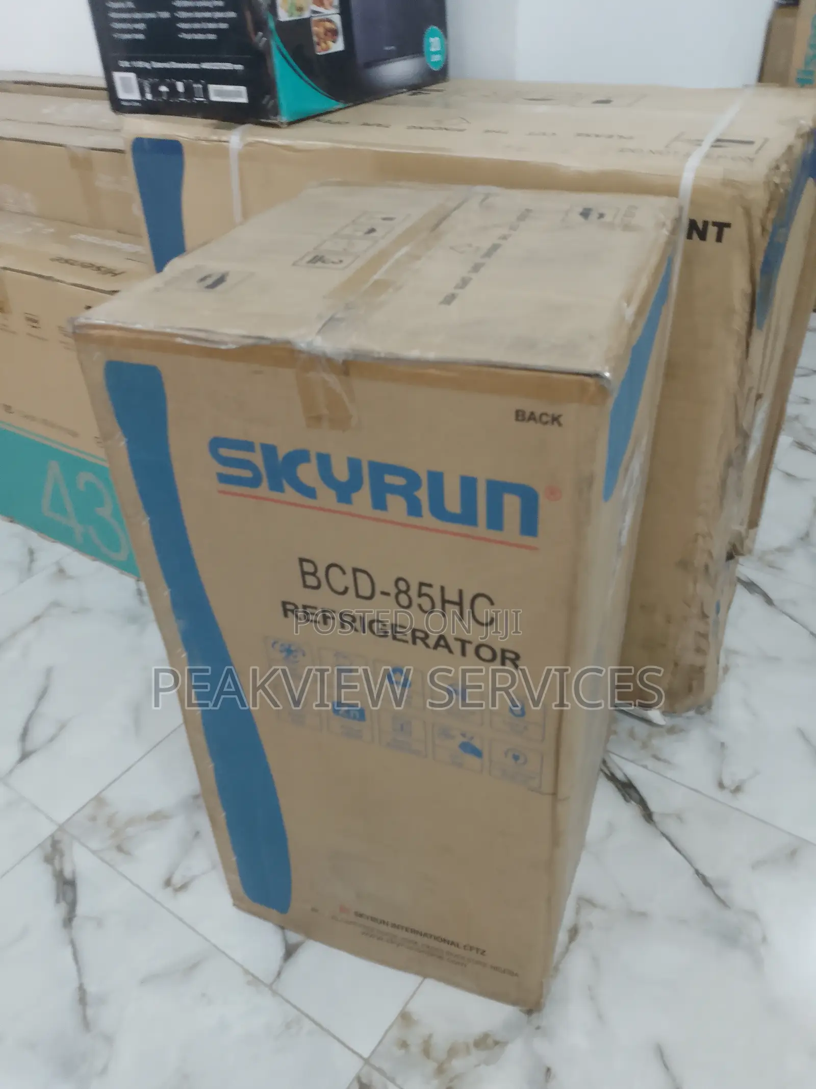 Newly Produced Skyrun 85l Capacity Refrigerators Top Freezer