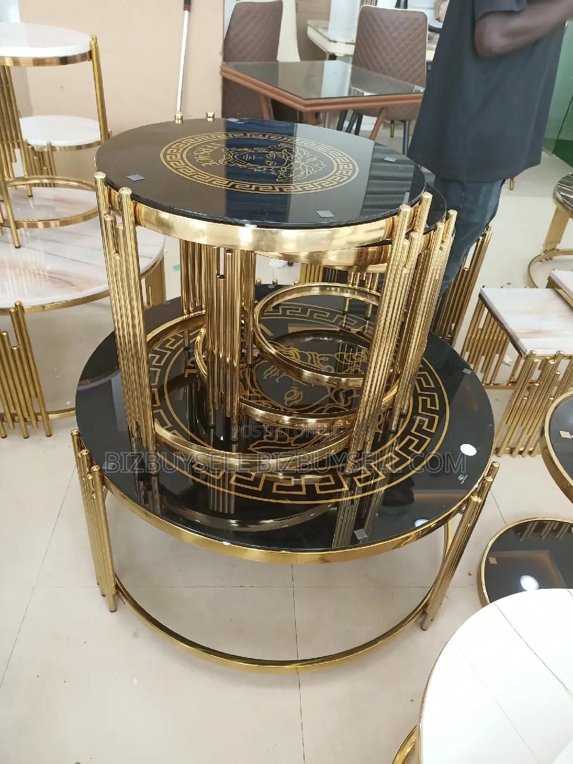 Centre Table With Three Side Stool