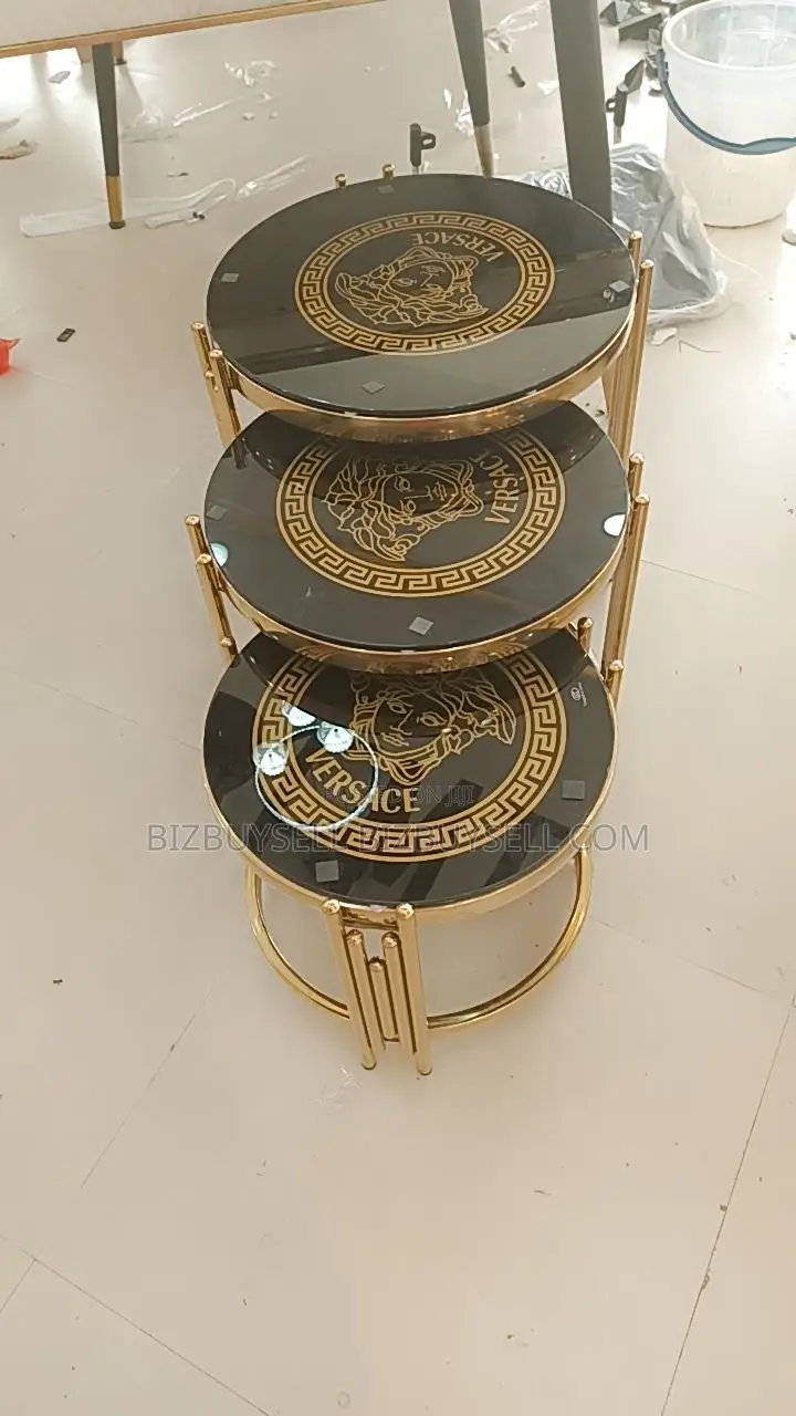 Centre Table With Three Side Stool