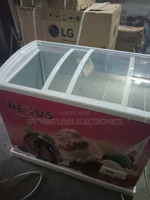 Nexus 300litres Chiller With Fast Freezing.