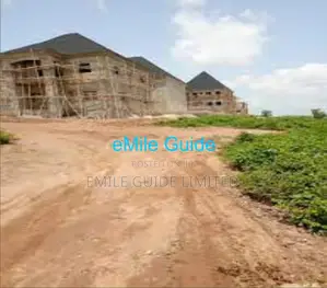 Estate Corner Piece, 400sqm.