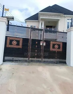 Furnished 8bdrm Duplex in Benin City for sale